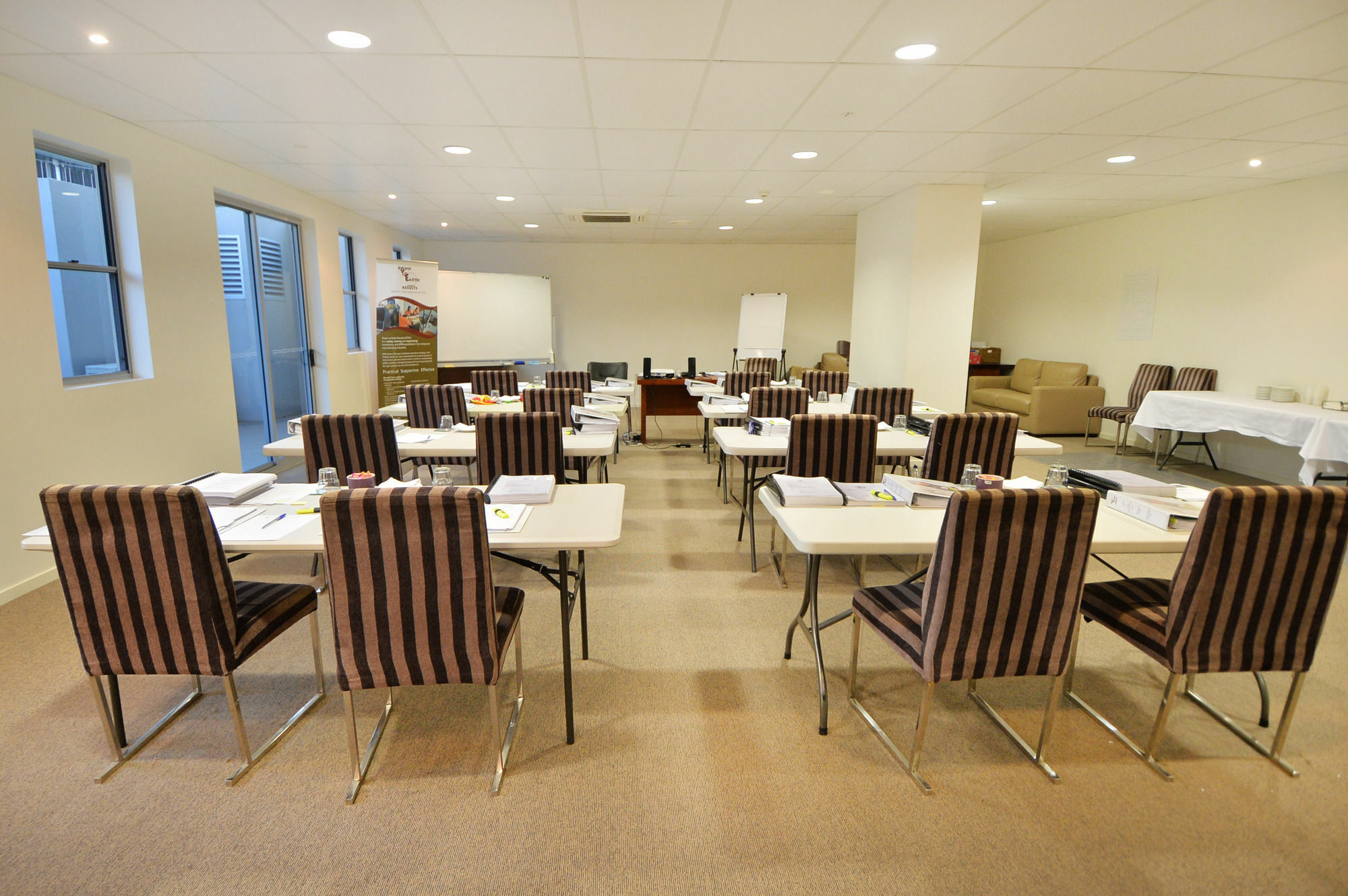 Gladstone City Central Apartment Hotel Official Екстериор снимка